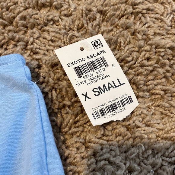 INC NWT Baby blue extra small XS halter top thick elastic waistband tie at neck - Picture 7 of 8